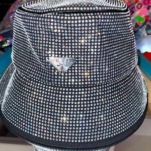 Rhinestones bucket hat